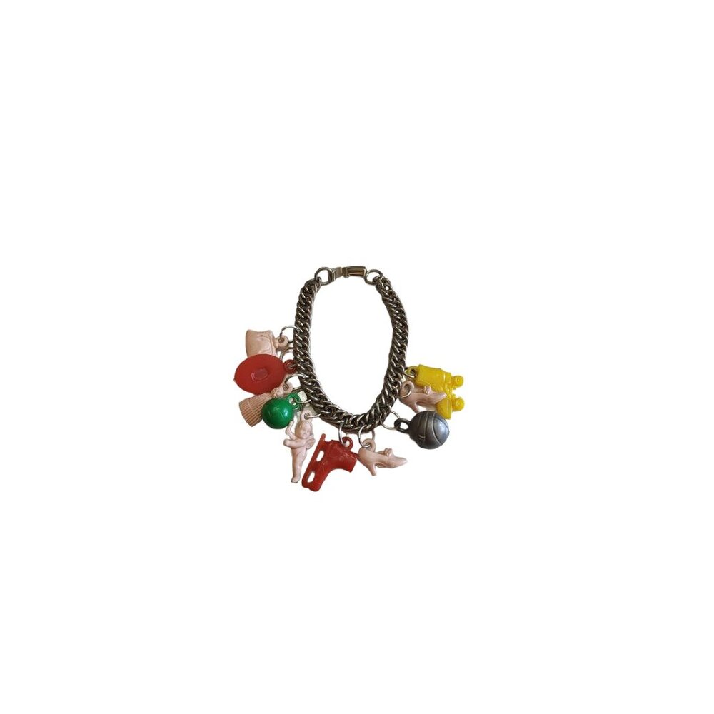 Vintage Early Plastic Charm Bracelet (A830)
